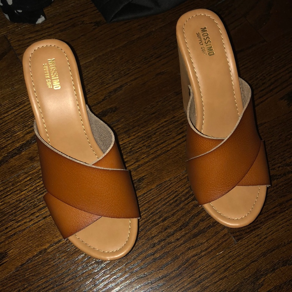 Brown wedges